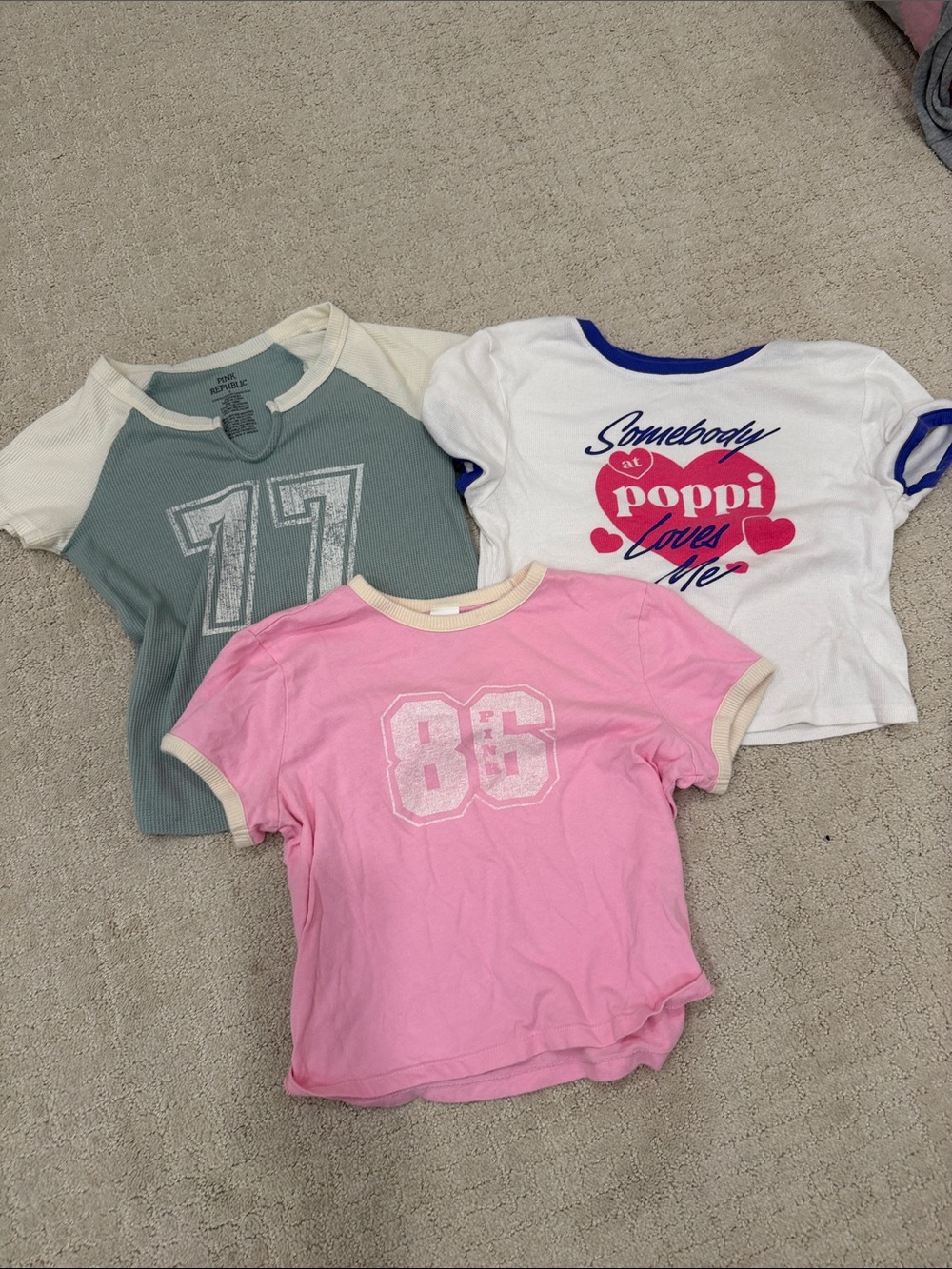 3 women’s tops